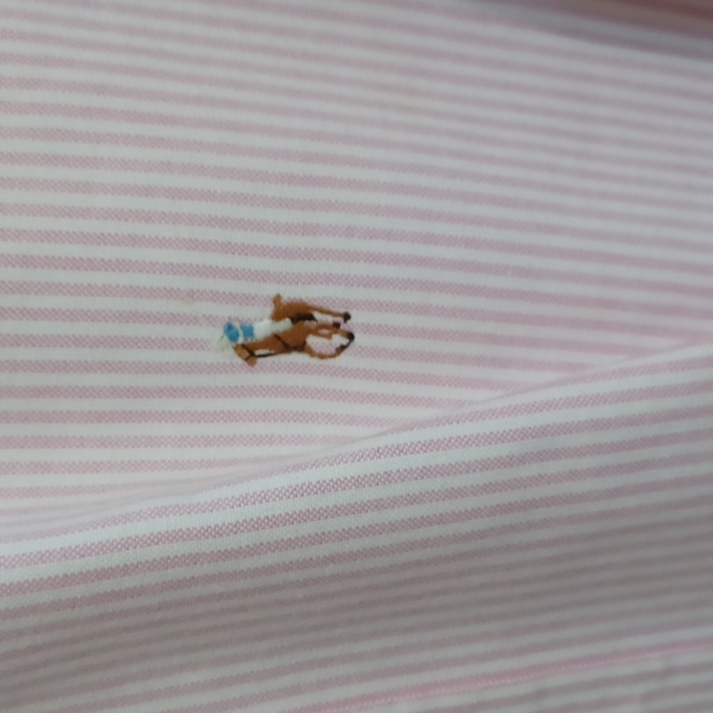 Shirt - Picture 3 of 4